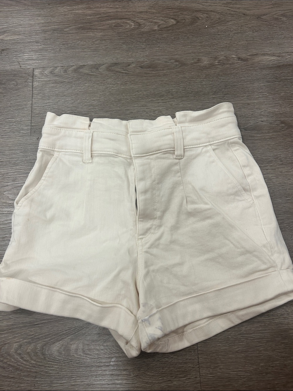 Express High-Waist Cream Shorts